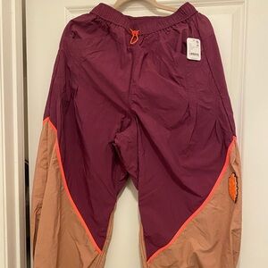 Free People Movement Free Flow Deep Mulberry Cargo Pants Size XS NWT